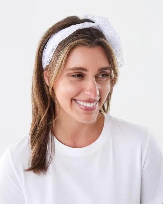 Cheveux de dentelle