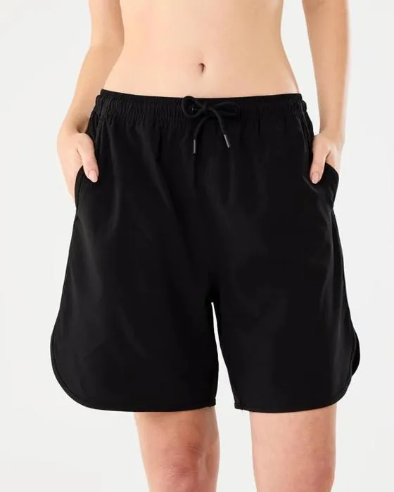 Shorts de conseil de longueur moyenne