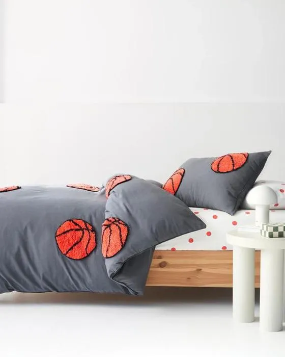 Cible Bronny Ensemble de couverture de courtepointe de basketball en coton texturé - lit simple - gris