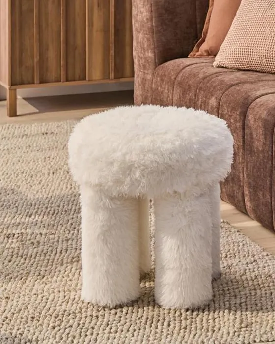Mia Fluffy Ottoman