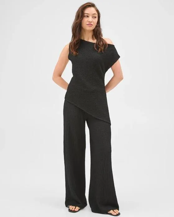 Lily aime les pantalons de jambes droites texturés