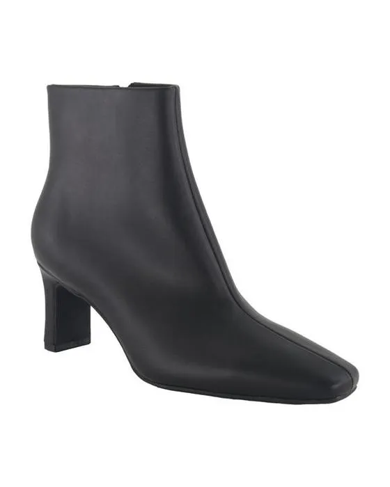 Bottes droites à cheville de talon