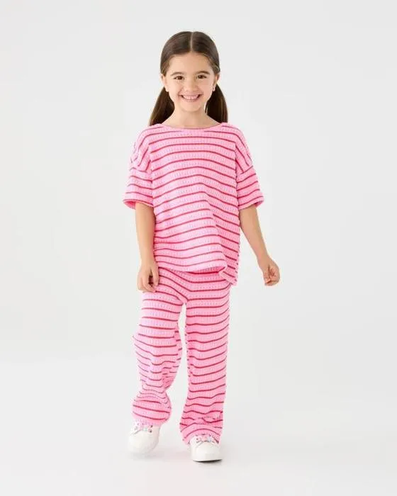 Ensemble de pantalons et de t-shirts surdimensionnés