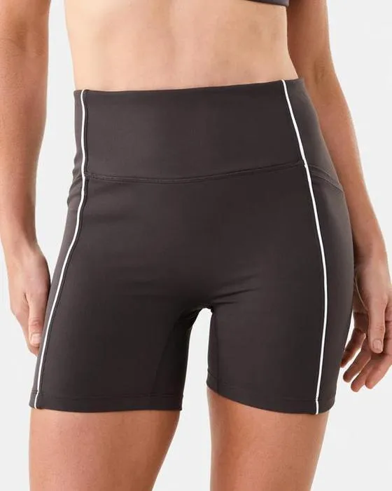 Short de vélo en nuage pour femmes actives