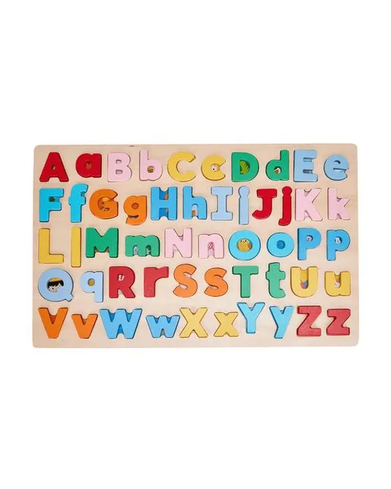 Puzzle en bois, en basse et en haute-case