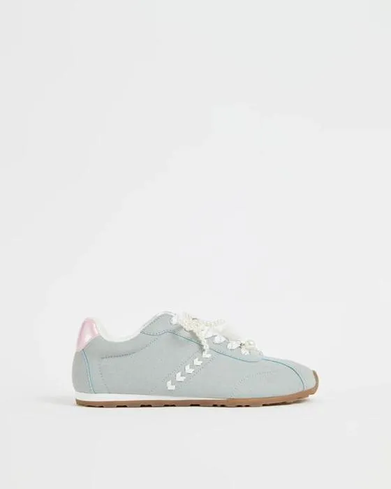 Ciblez les jeunes sleek Retro Sneakers