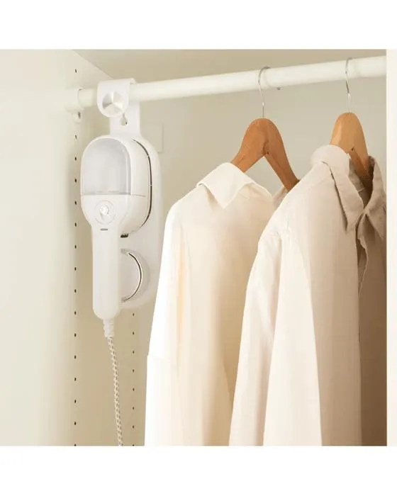 Steamer pour vêtements suspendus