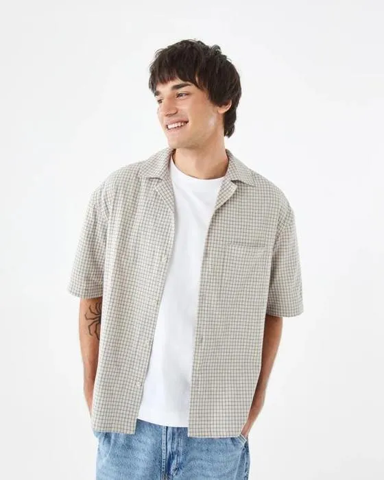 Chemise à manches courtes