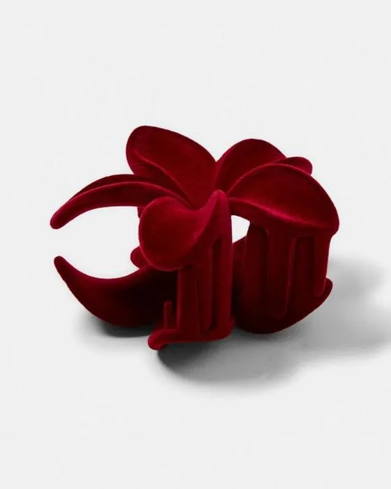 Velours rouges Frangipani Clip cheveux de griffe